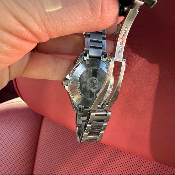 TAG HEUER Aquaracer Quartz watch with diamonds - Picture 10 of 14